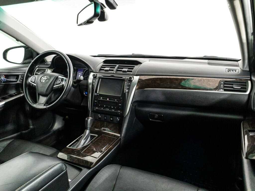 Купить Toyota Camry с пробегом. Фото: #8
