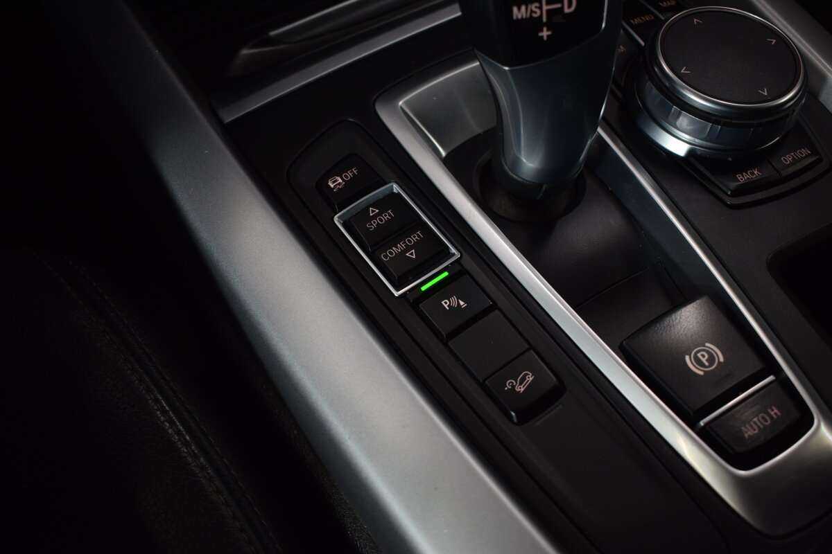Купить BMW X5 с пробегом. Фото: #31