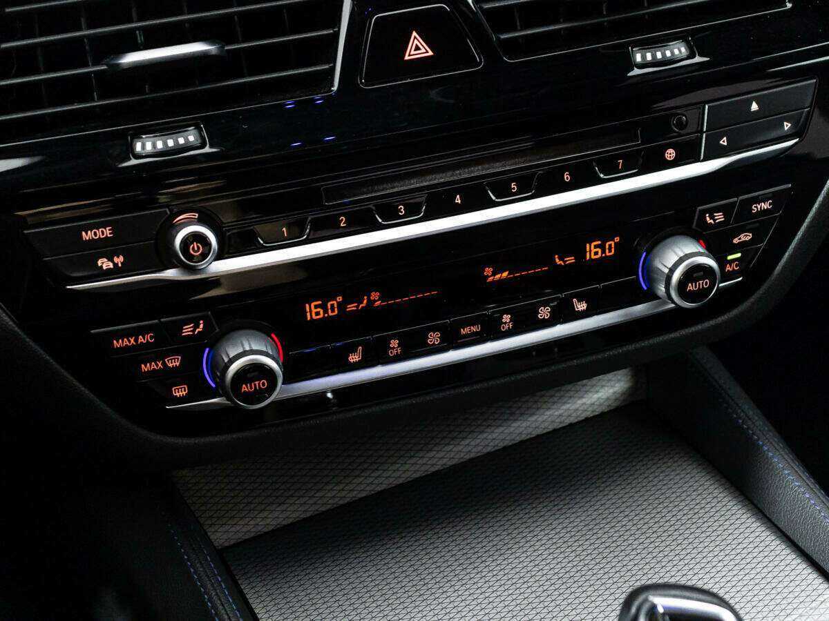 Купить BMW 5 серии с пробегом. Фото: #12