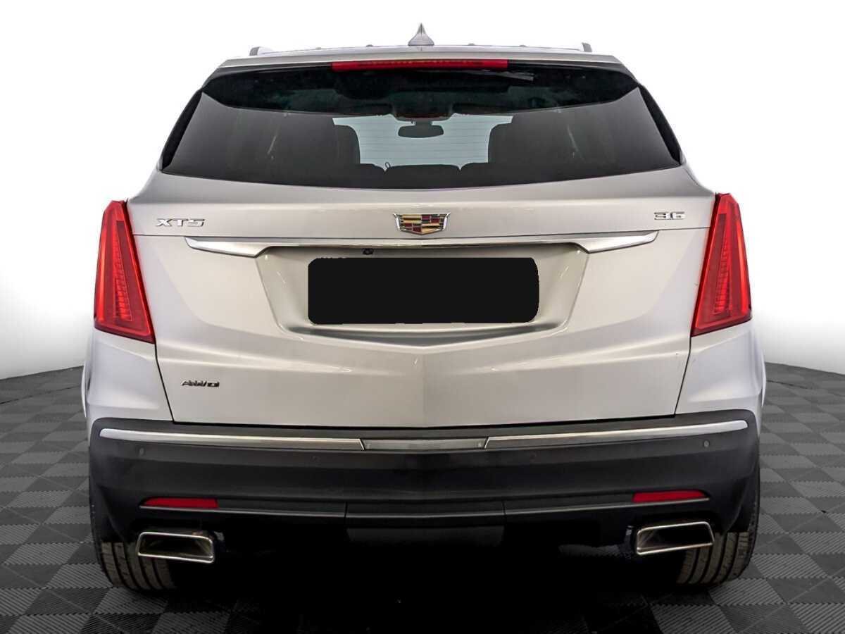 Купить Cadillac XT5 с пробегом. Фото: #5