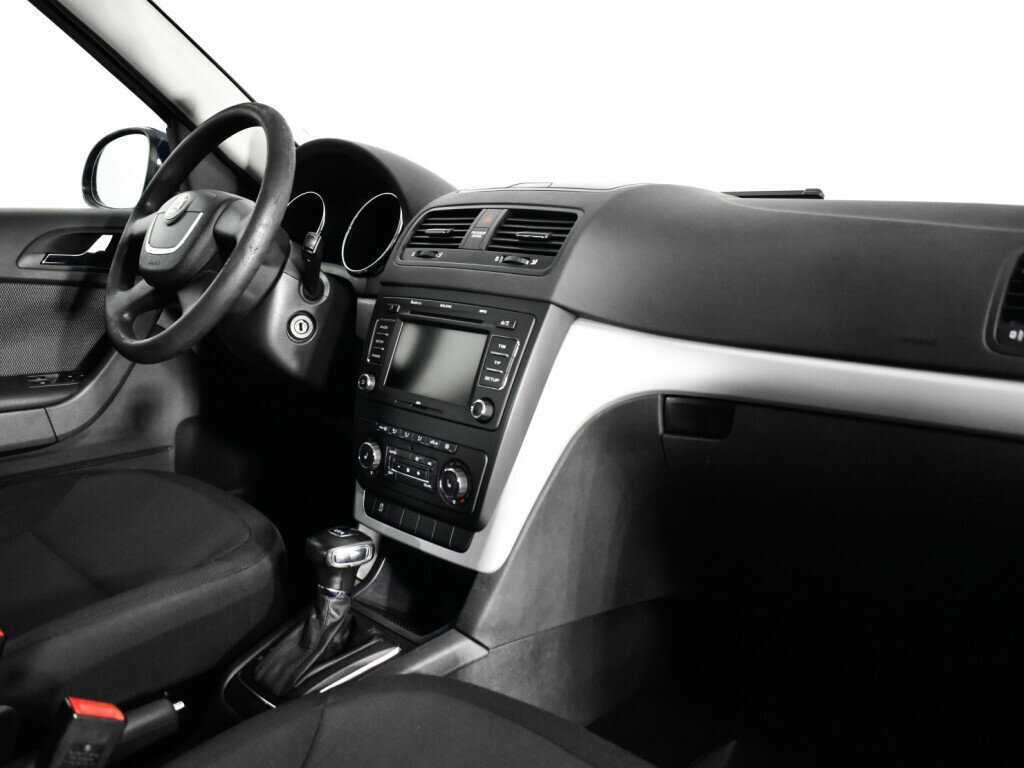 Купить Skoda Yeti с пробегом. Фото: #8