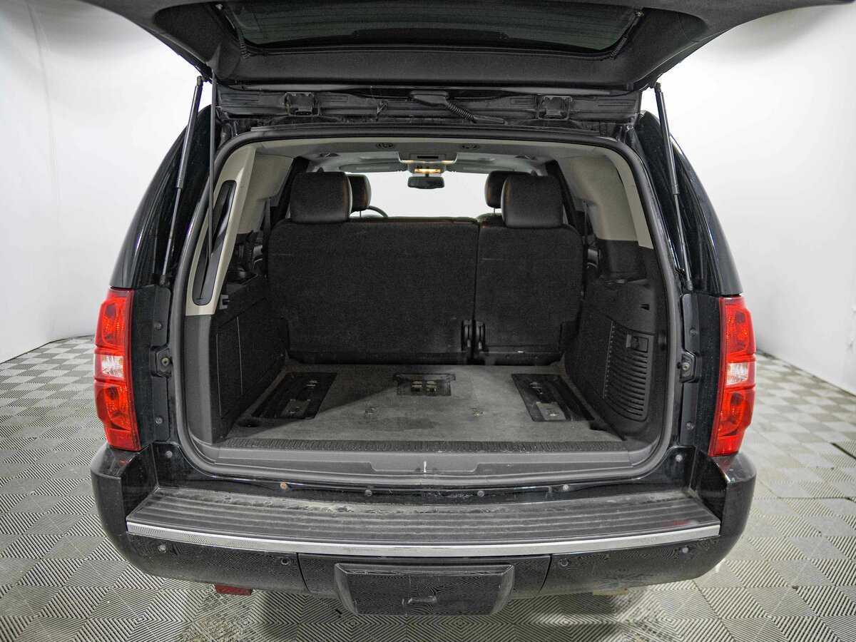 Купить Chevrolet Tahoe с пробегом. Фото: #18