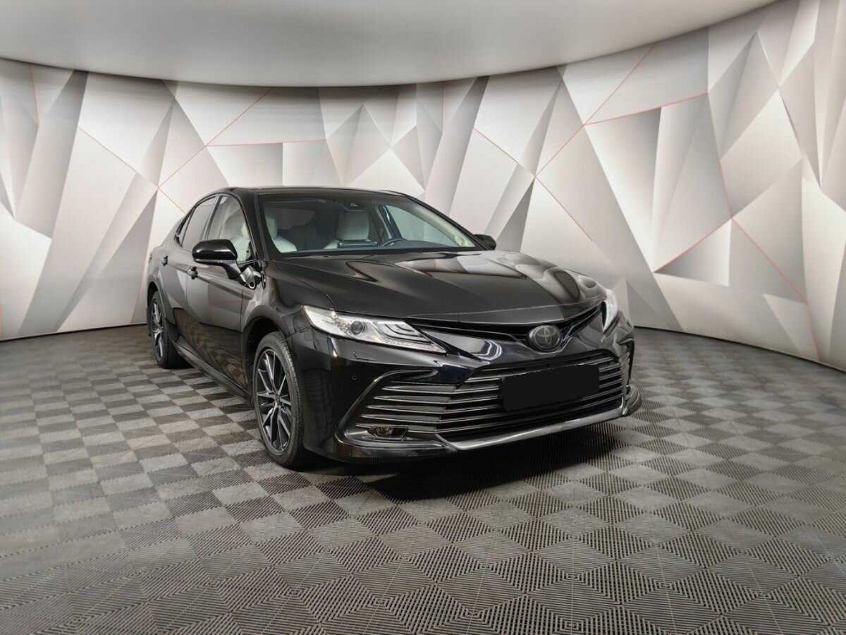 Купить Toyota Camry с пробегом. Фото: #2
