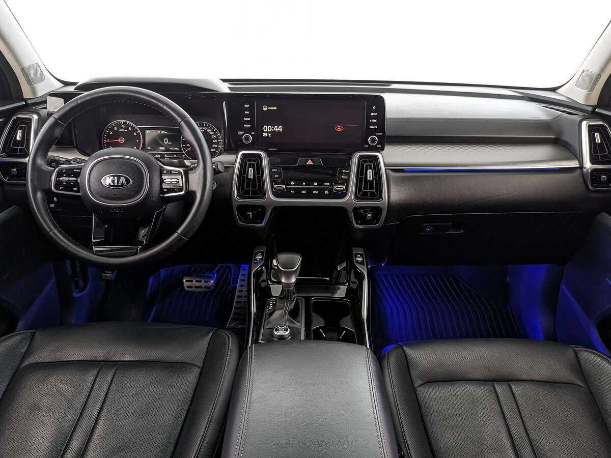 Купить Kia Sorento с пробегом. Фото: #9