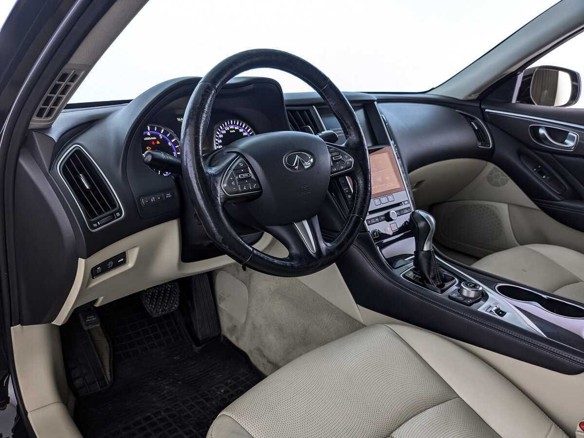Купить Infiniti Q50 с пробегом. Фото: #14