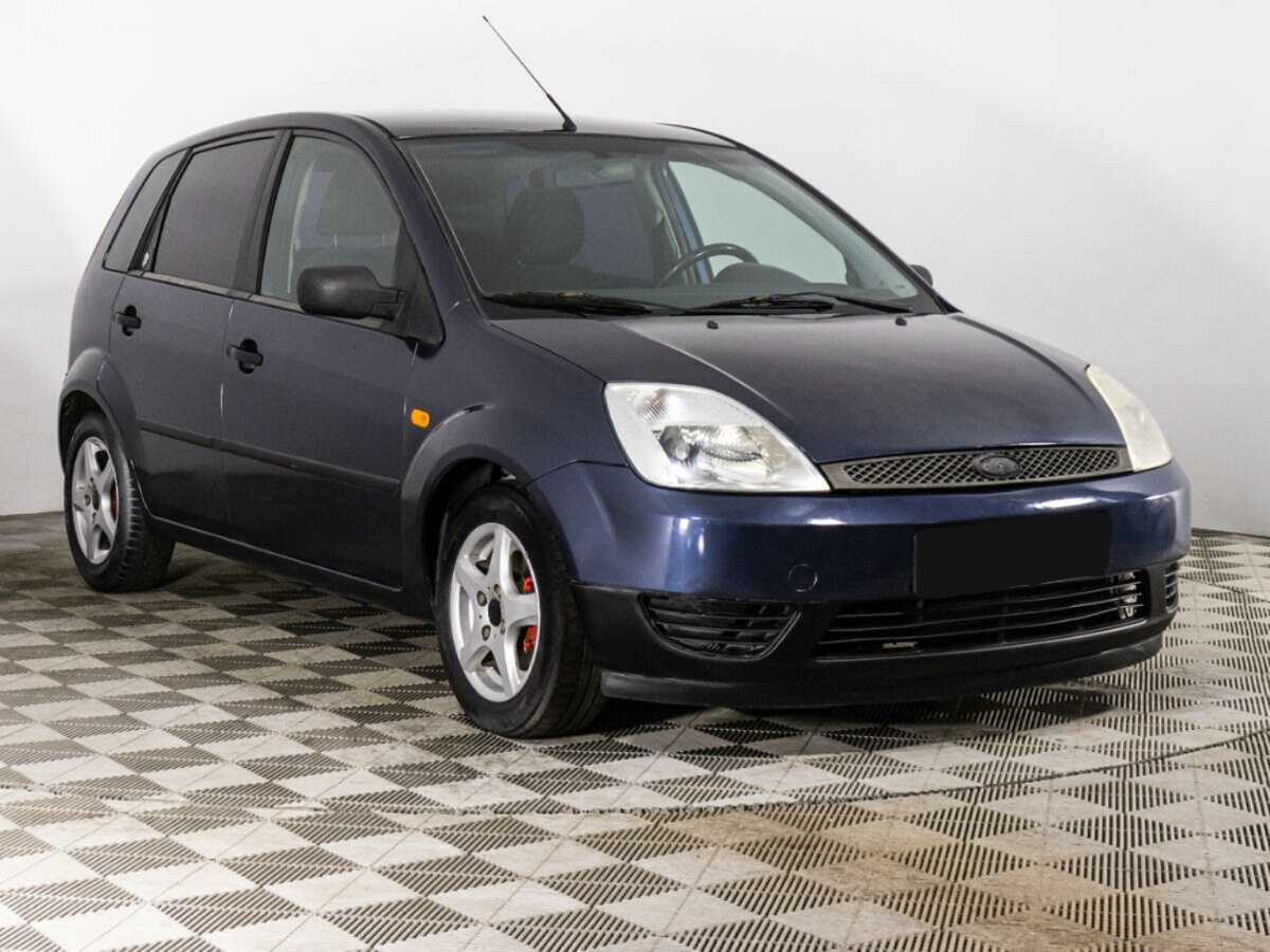 Купить Ford Fiesta с пробегом. Фото: #2