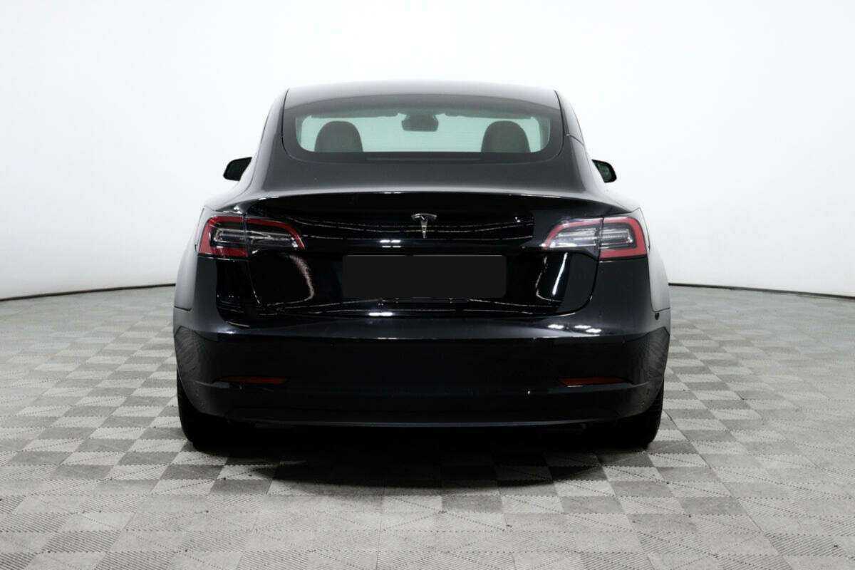 Купить Tesla Model 3 с пробегом. Фото: #5