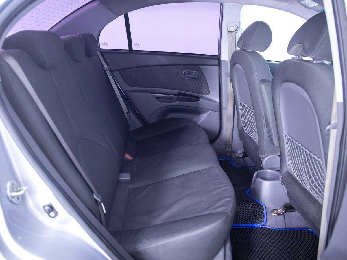 Купить Kia Rio с пробегом. Фото: #8