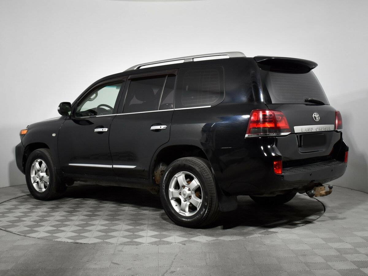 Купить Toyota Land Cruiser с пробегом. Фото: #3