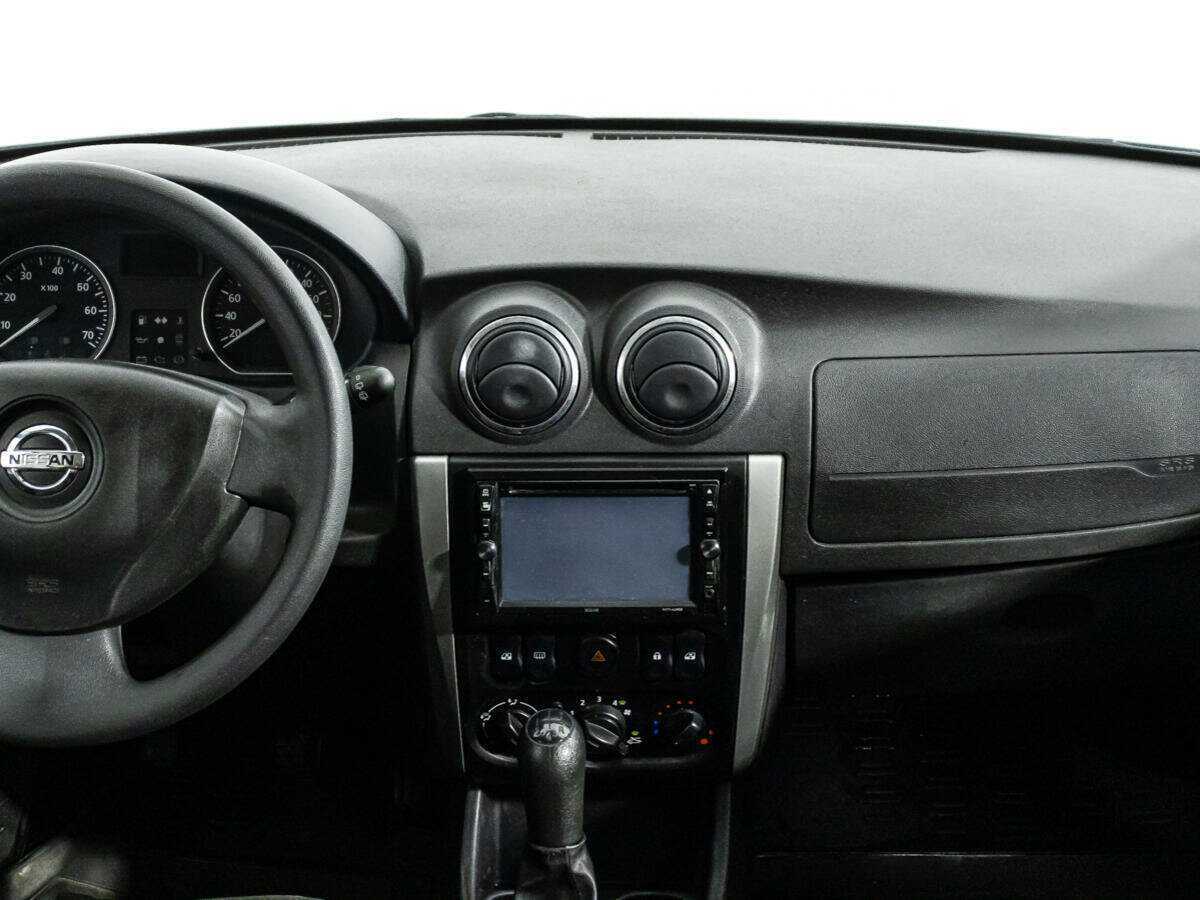 Купить Nissan Almera с пробегом. Фото: #12