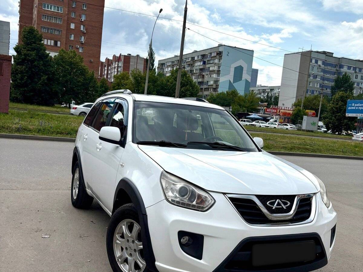 Купить Chery Tiggo (T11) с пробегом. Фото: #1