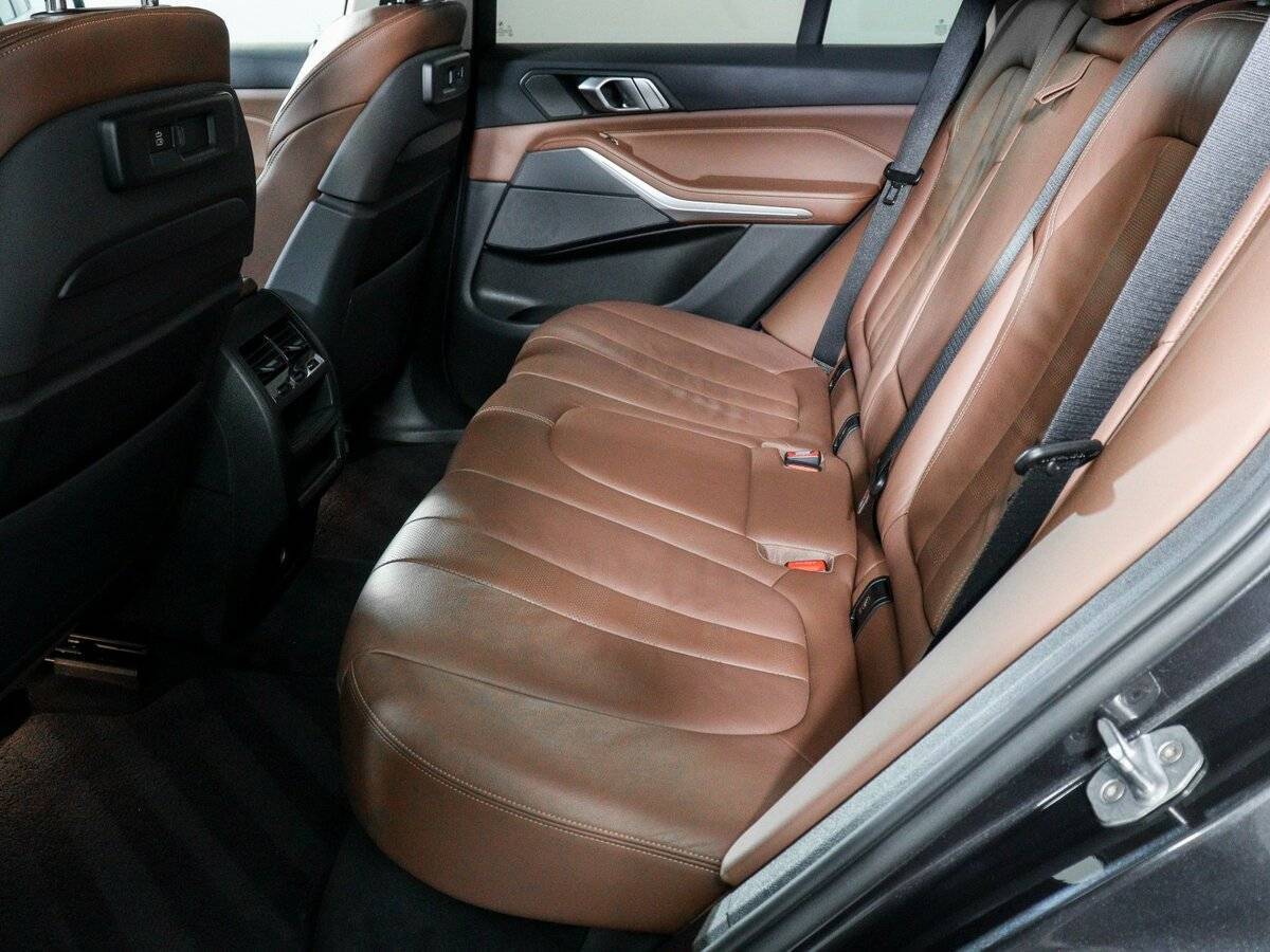 Купить BMW X5 с пробегом. Фото: #9