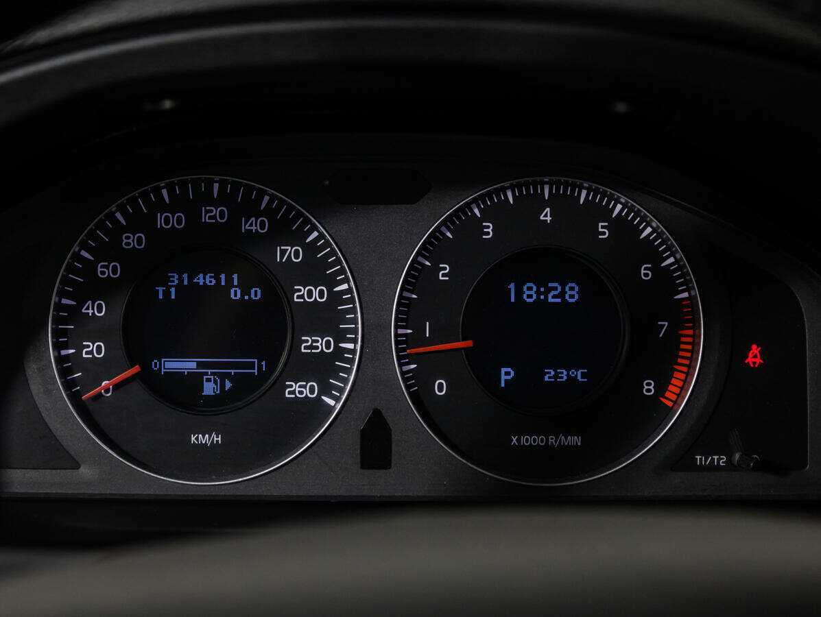 Купить Volvo S80 с пробегом. Фото: #9
