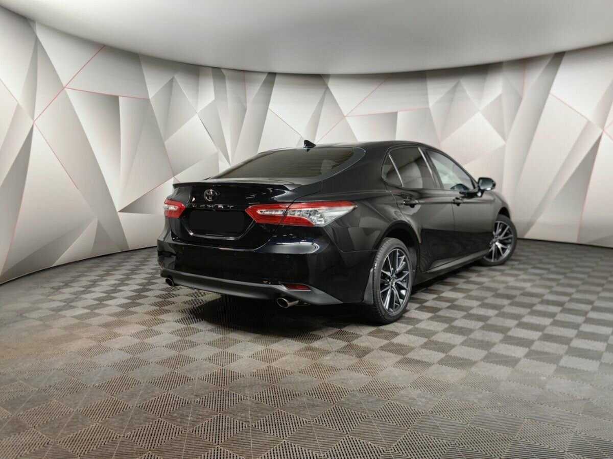 Купить Toyota Camry с пробегом. Фото: #1