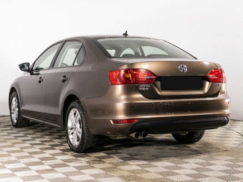 Купить Volkswagen Jetta с пробегом. Фото: #6