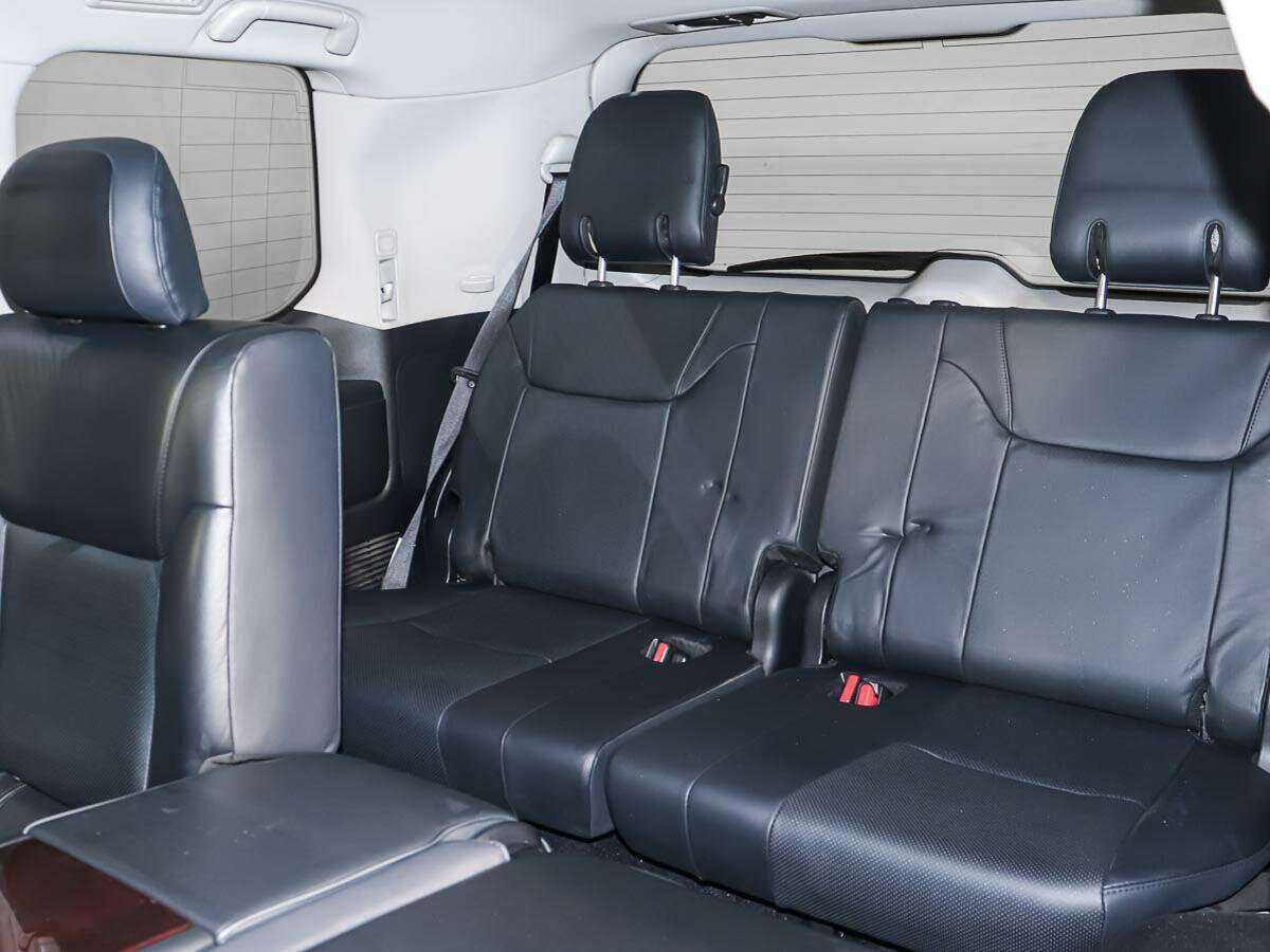 Купить Lexus LX с пробегом. Фото: #9