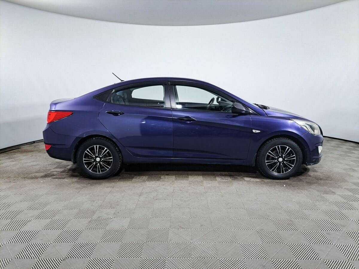 Купить Hyundai Solaris с пробегом. Фото: #3