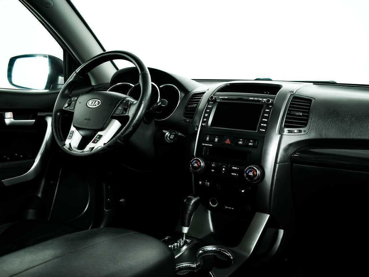 Купить Kia Sorento с пробегом. Фото: #8