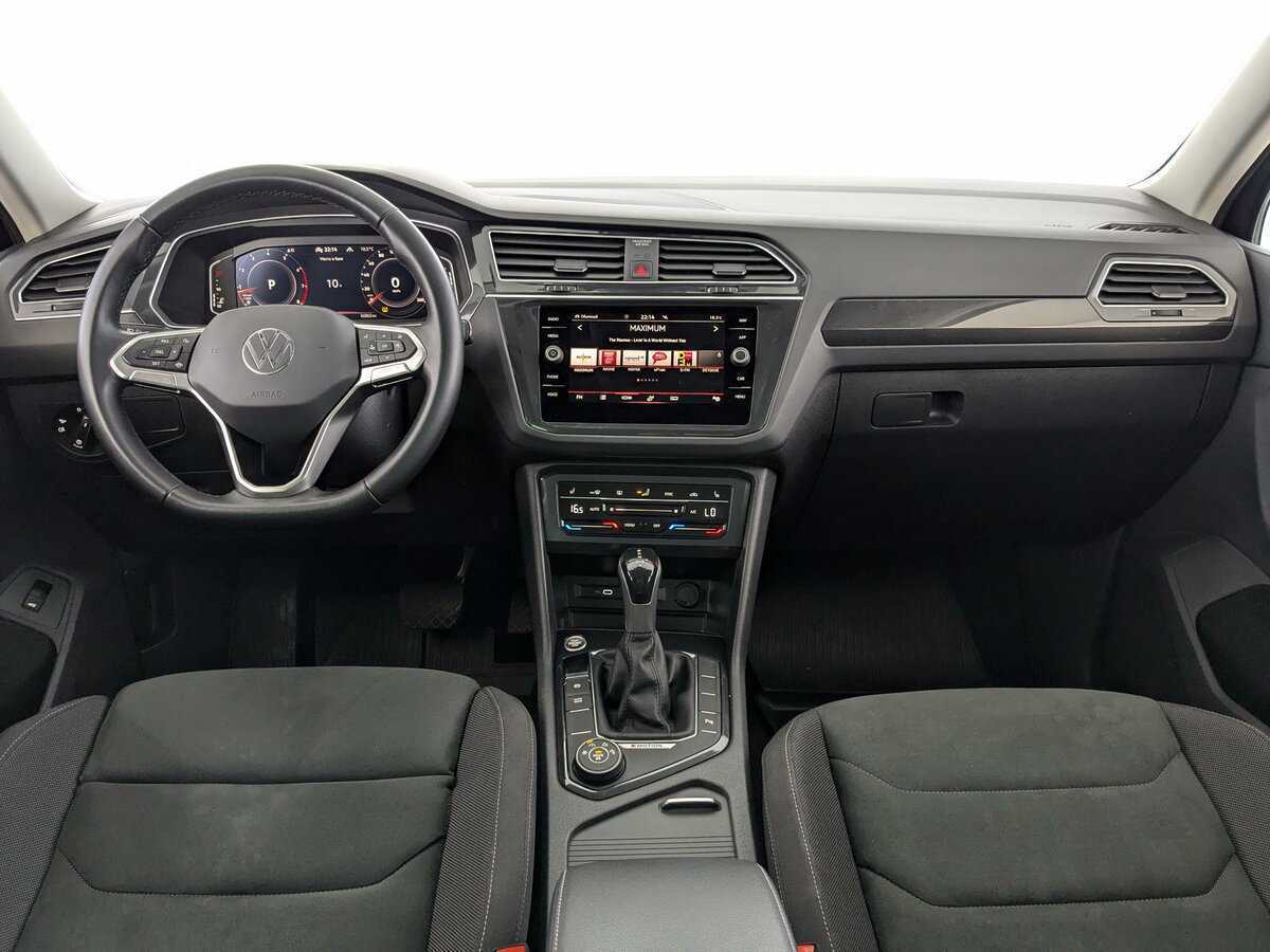Купить Volkswagen Tiguan с пробегом. Фото: #18