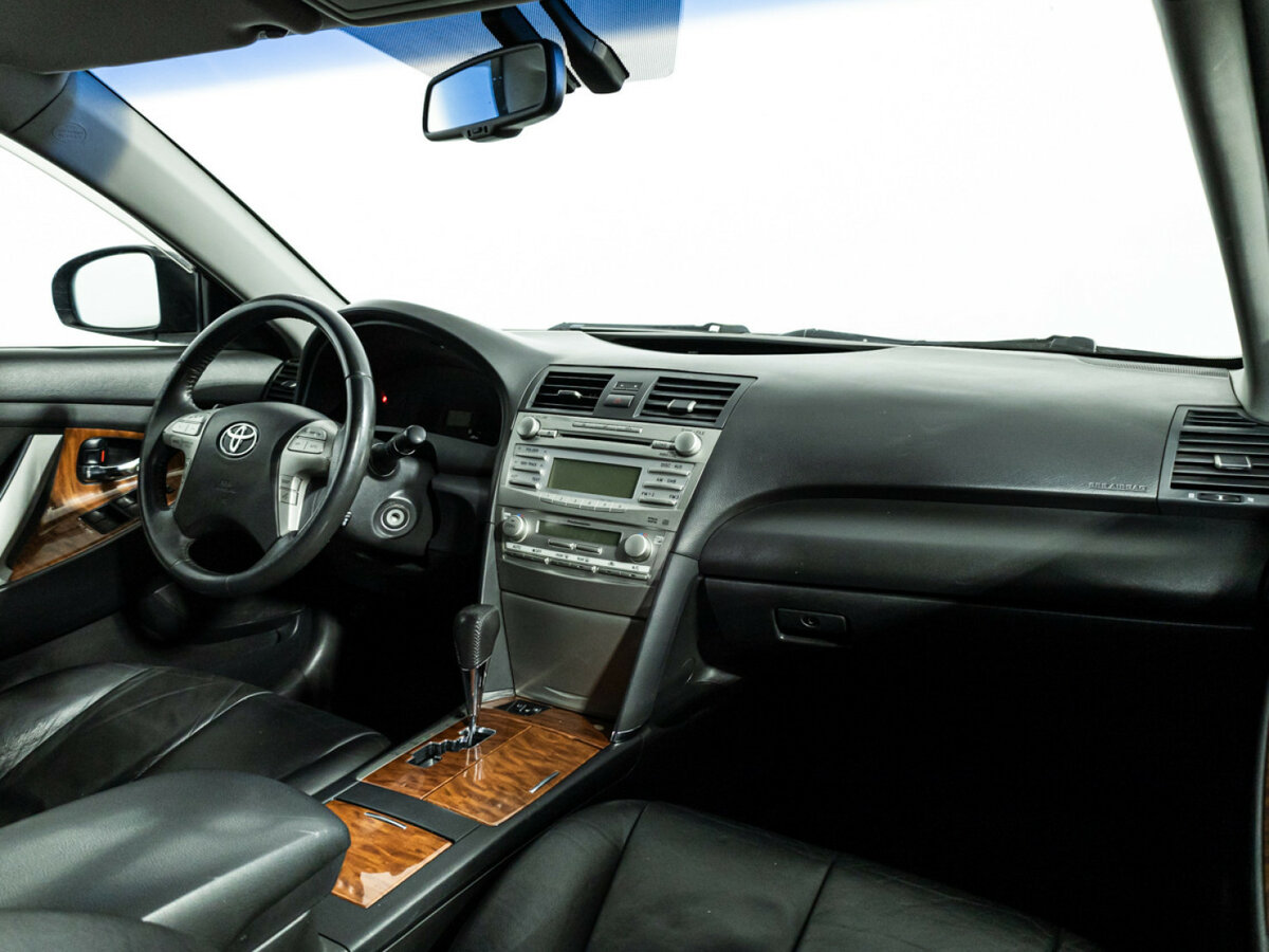 Купить Toyota Camry с пробегом. Фото: #6