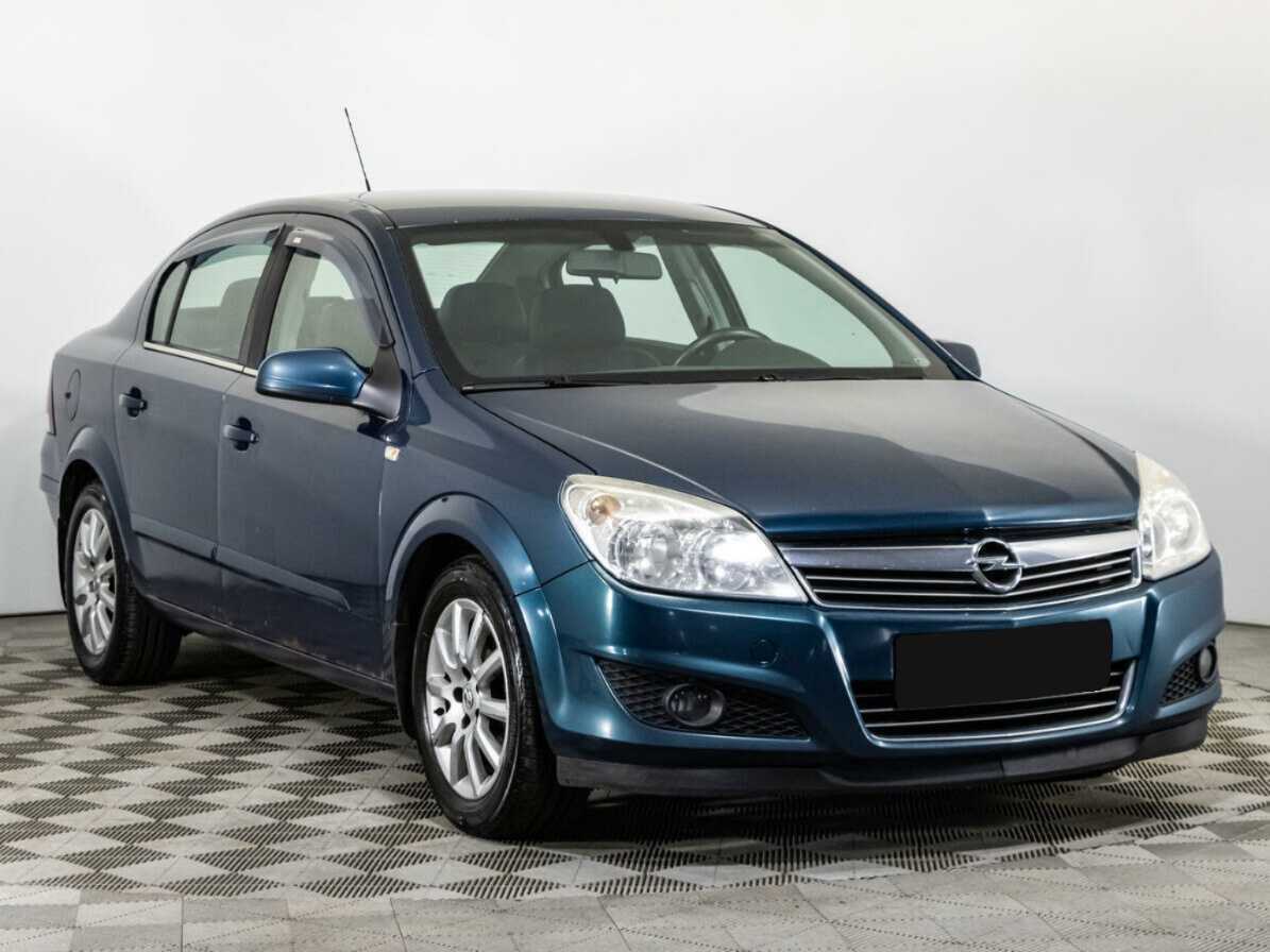 Купить Opel Astra с пробегом. Фото: #2
