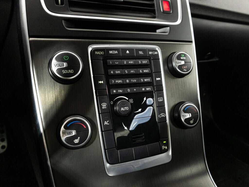 Купить Volvo S60 с пробегом. Фото: #14