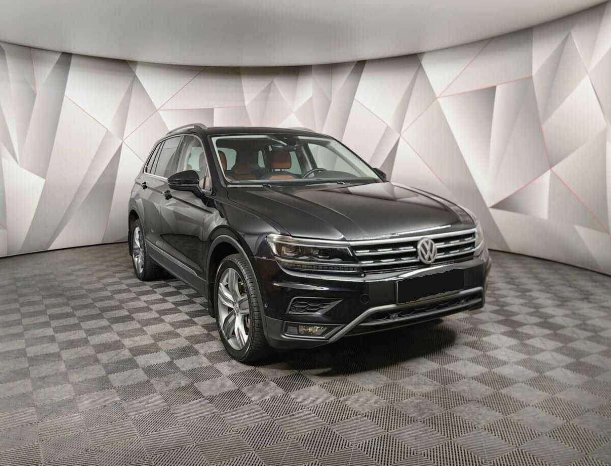 Купить Volkswagen Tiguan с пробегом. Фото: #2