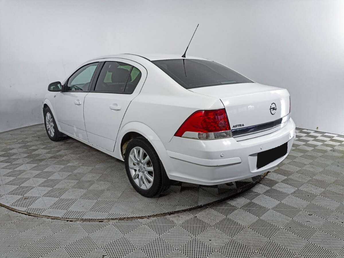 Купить Opel Astra с пробегом. Фото: #6