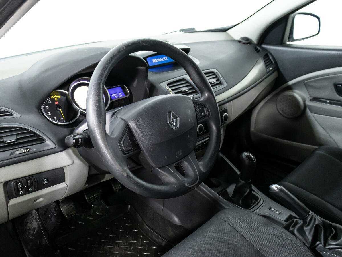 Купить Renault Megane с пробегом. Фото: #10