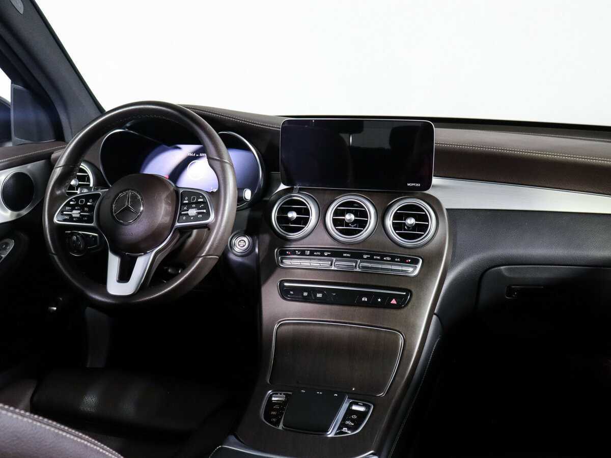 Купить Mercedes-Benz GLC с пробегом. Фото: #11