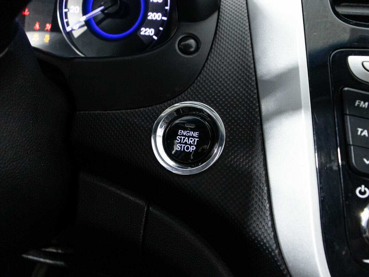 Купить Hyundai Solaris с пробегом. Фото: #15