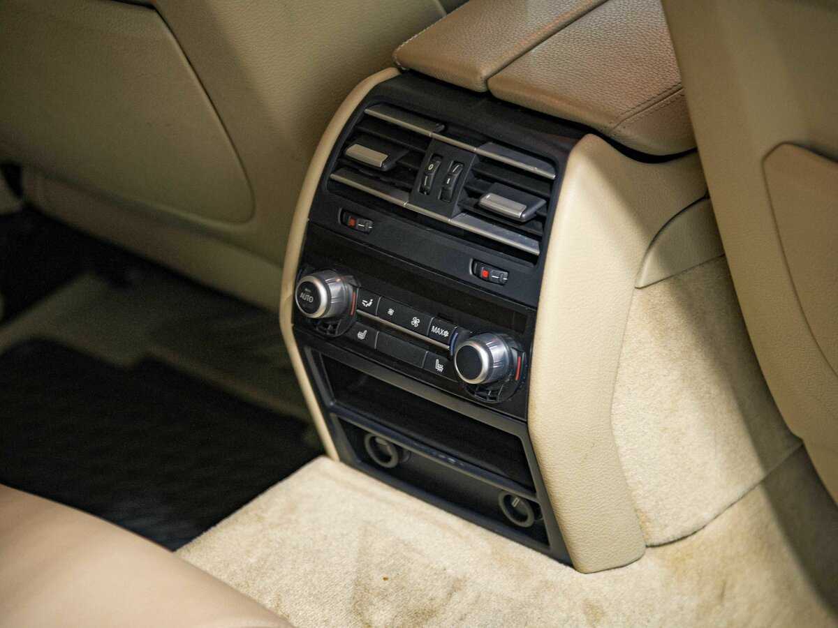 Купить BMW 7 серии с пробегом. Фото: #16