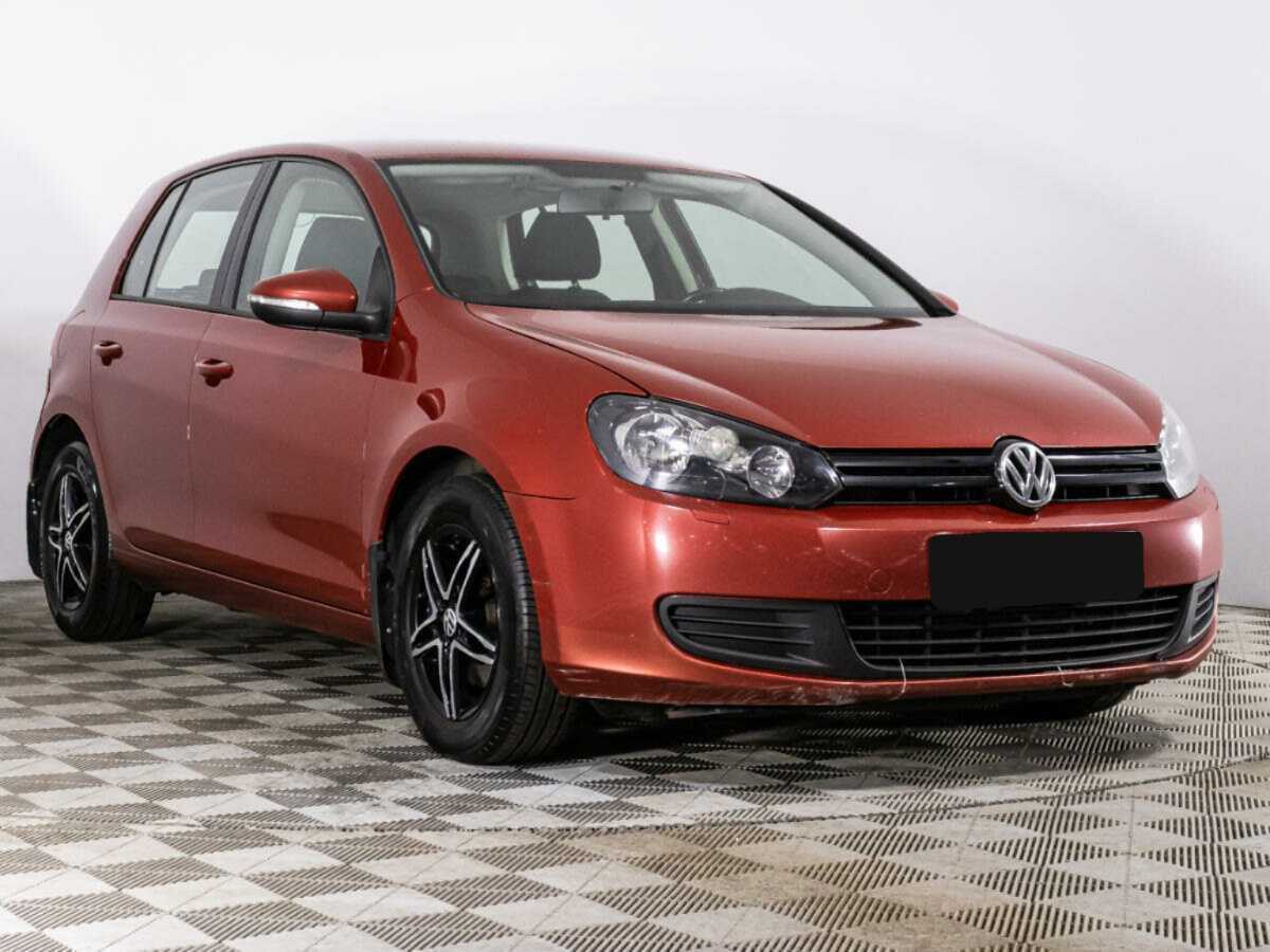 Купить Volkswagen Golf с пробегом. Фото: #2