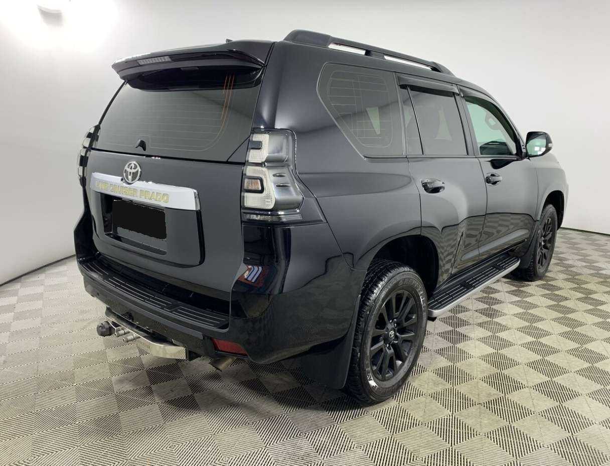 Купить Toyota Land Cruiser Prado с пробегом. Фото: #4