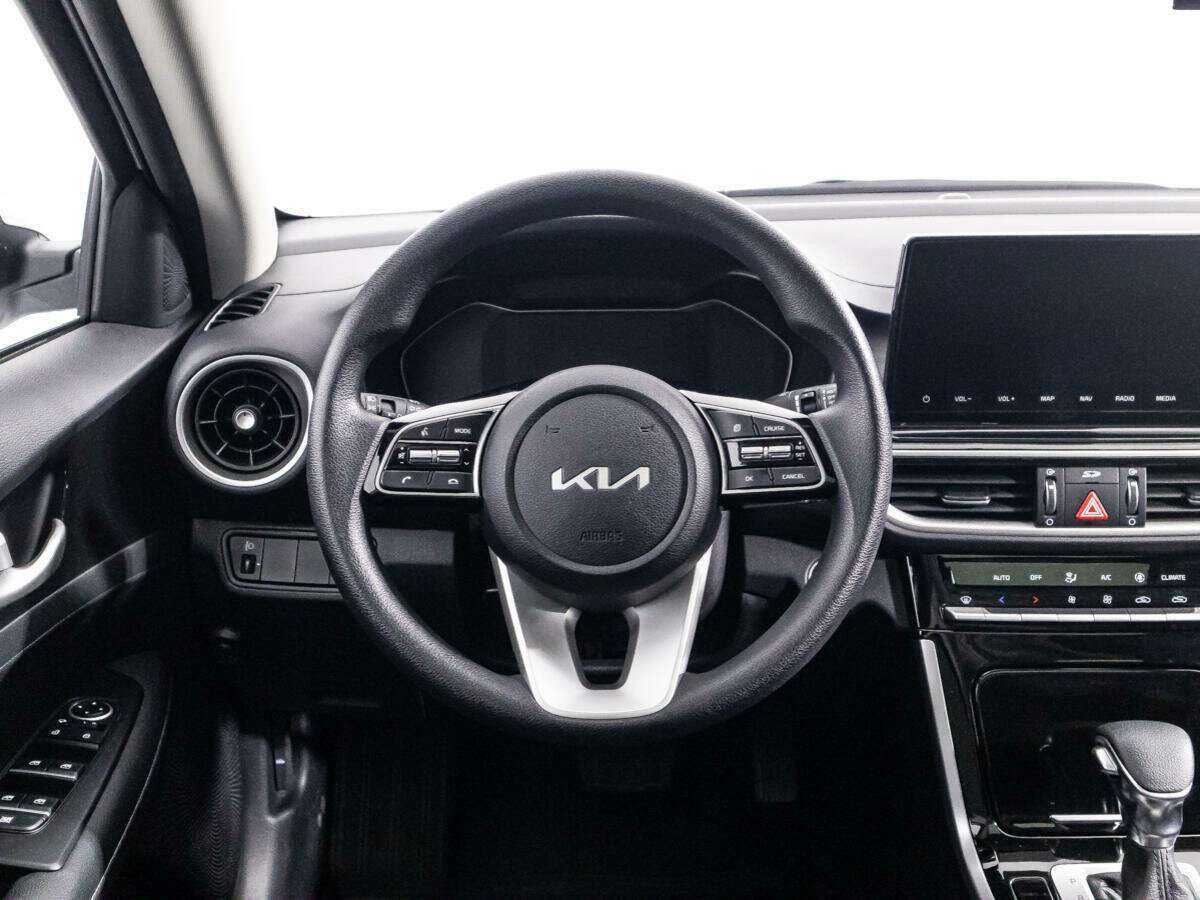 Купить Kia K3 с пробегом. Фото: #21