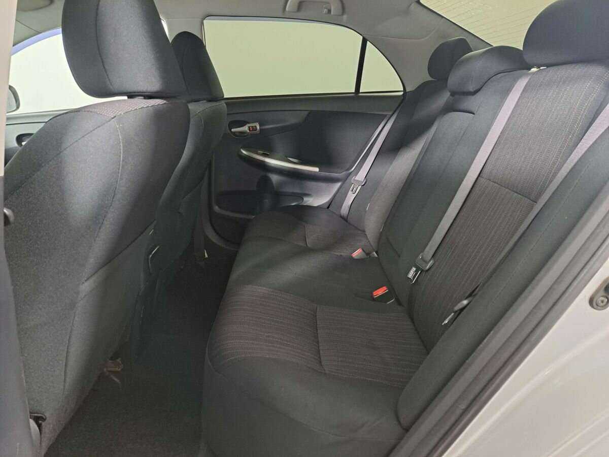 Купить Toyota Corolla с пробегом. Фото: #9