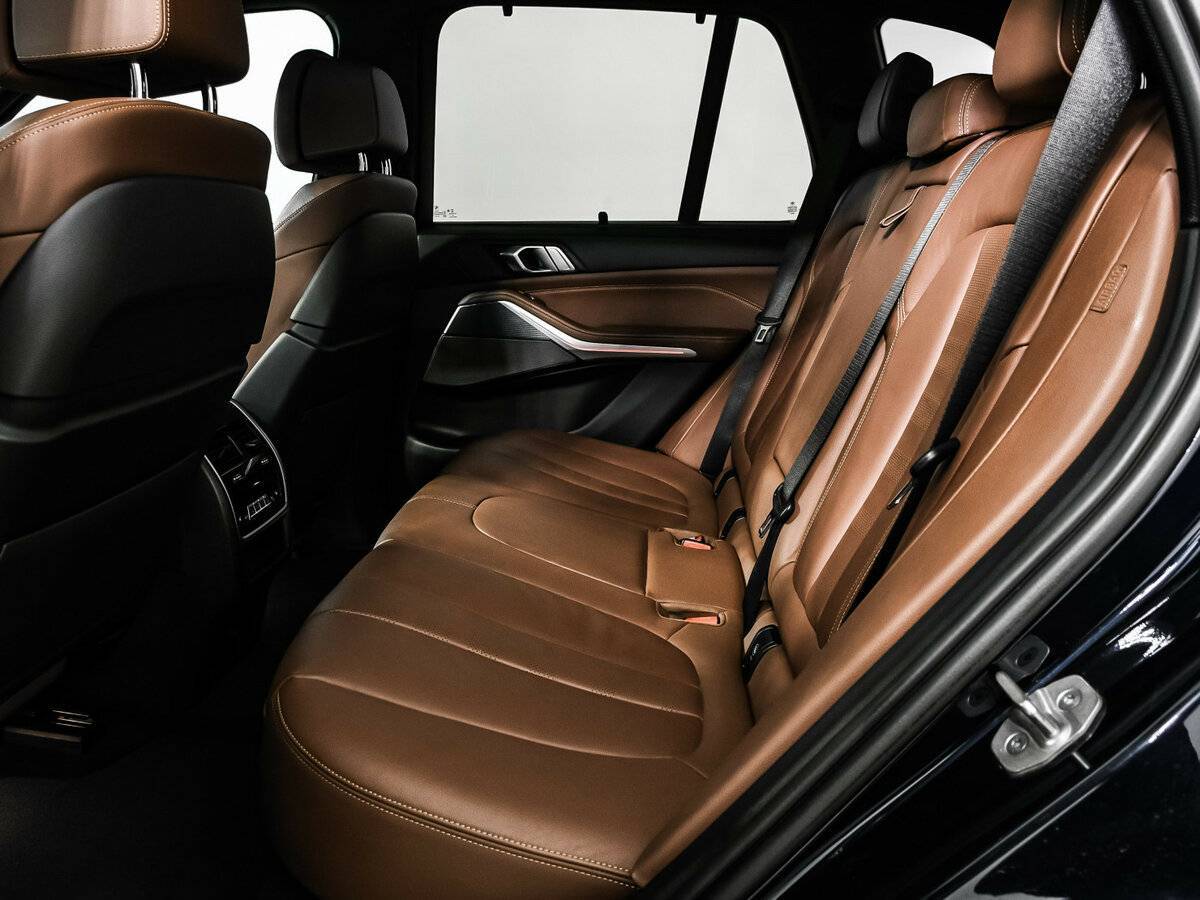 Купить BMW X5 с пробегом. Фото: #11