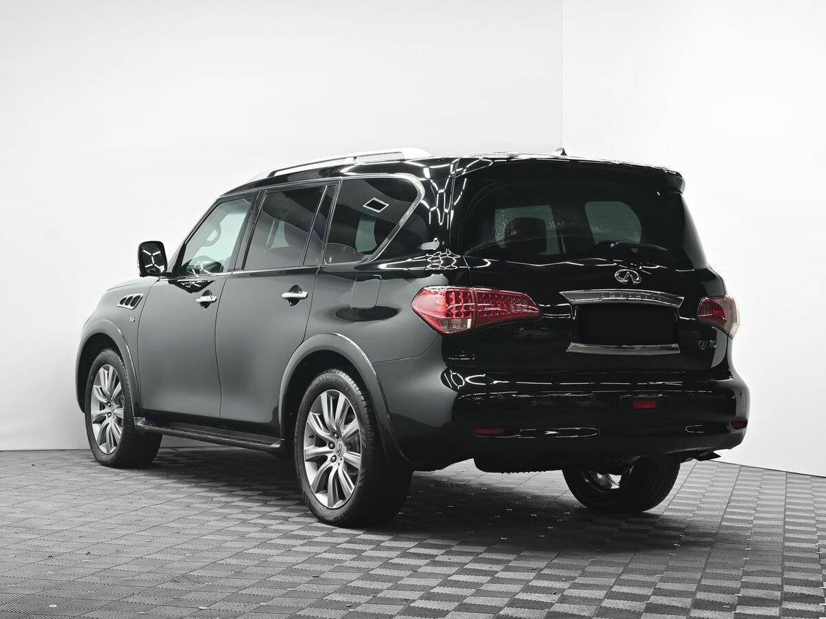 Купить Infiniti QX80 с пробегом. Фото: #2