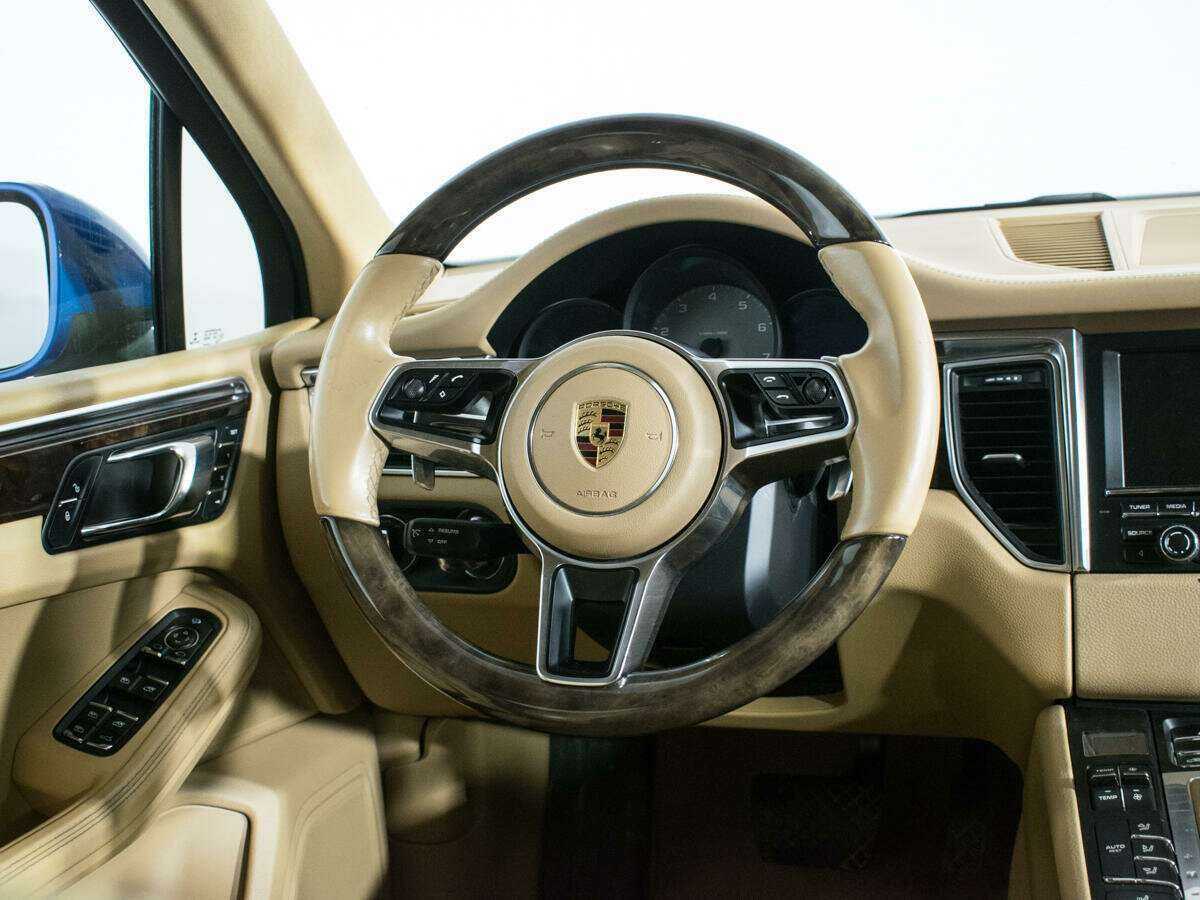 Купить Porsche Macan с пробегом. Фото: #13