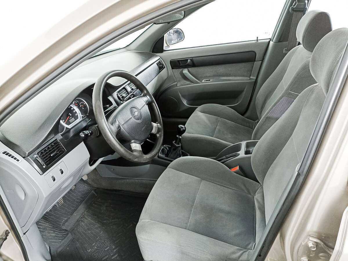 Купить Chevrolet Lacetti с пробегом. Фото: #13