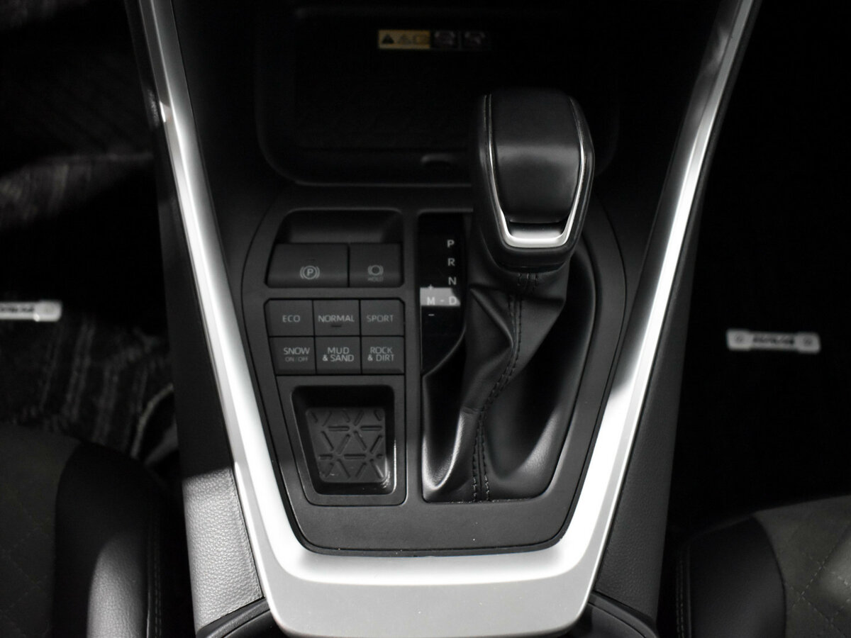 Купить Toyota RAV4 с пробегом. Фото: #8