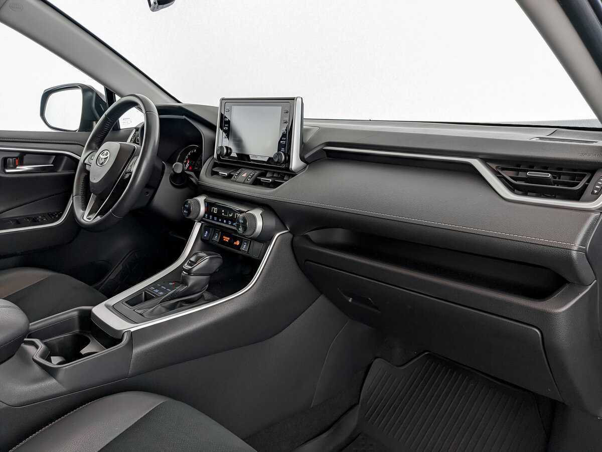 Купить Toyota RAV4 с пробегом. Фото: #8