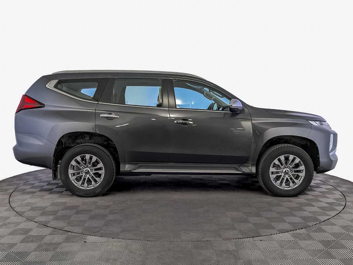 Купить Mitsubishi Pajero Sport с пробегом. Фото: #3