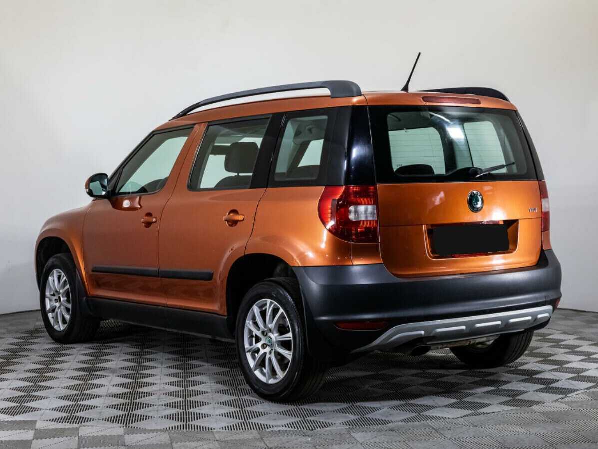 Купить Skoda Yeti с пробегом. Фото: #5