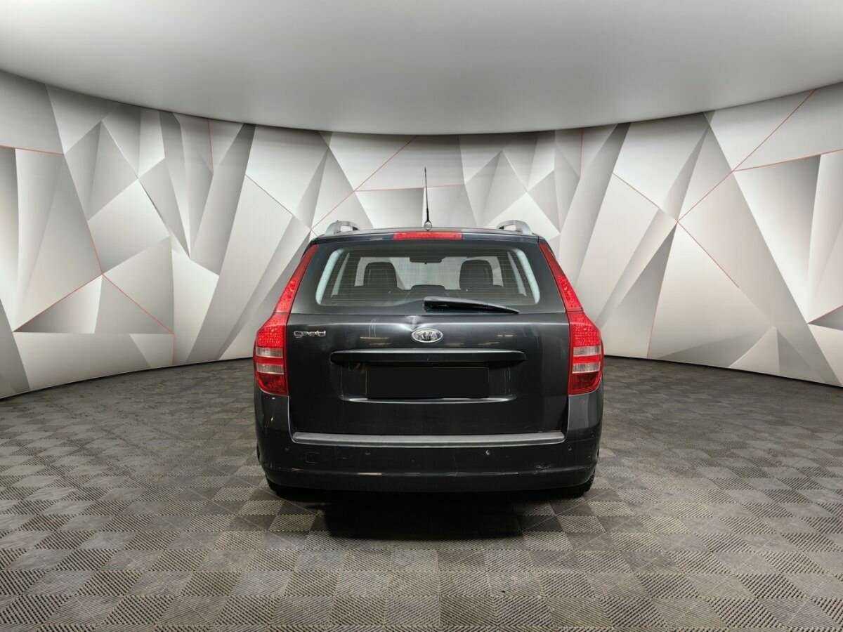 Купить Kia Ceed с пробегом. Фото: #7