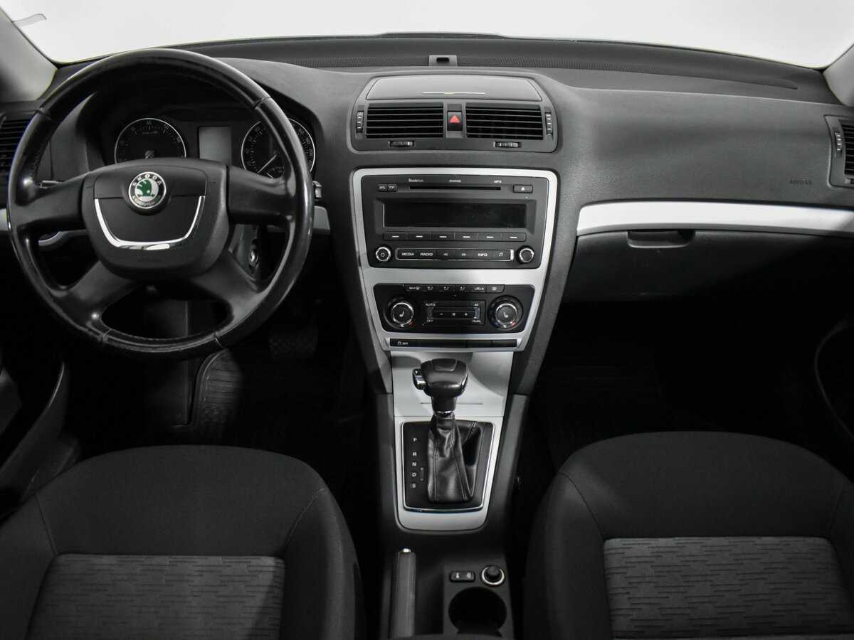 Купить Skoda Octavia с пробегом. Фото: #13