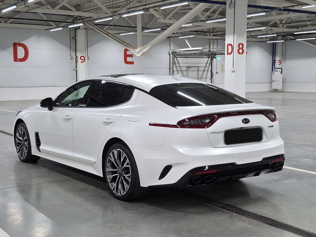 Купить Kia Stinger с пробегом. Фото: #6