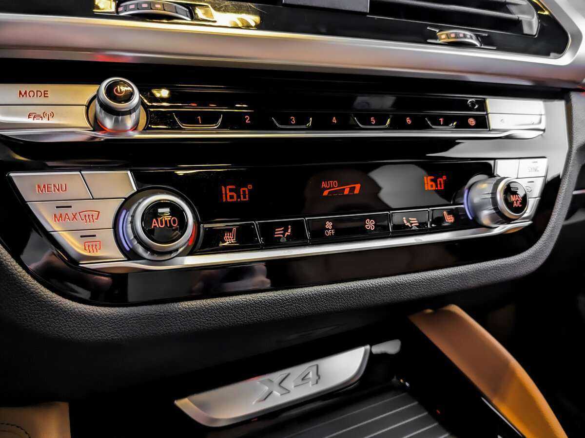 Купить BMW X4 с пробегом. Фото: #22