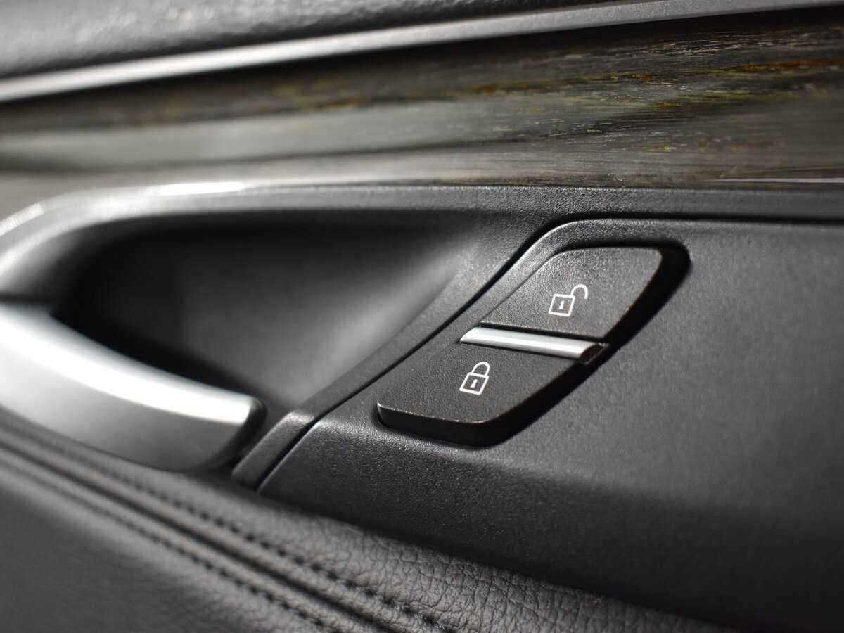 Купить BMW X5 с пробегом. Фото: #10