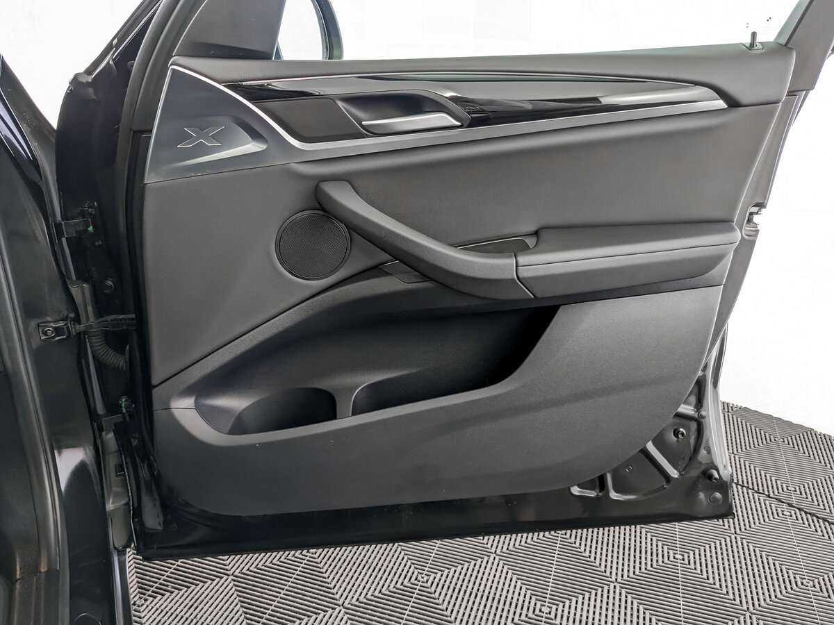Купить BMW X3 с пробегом. Фото: #23